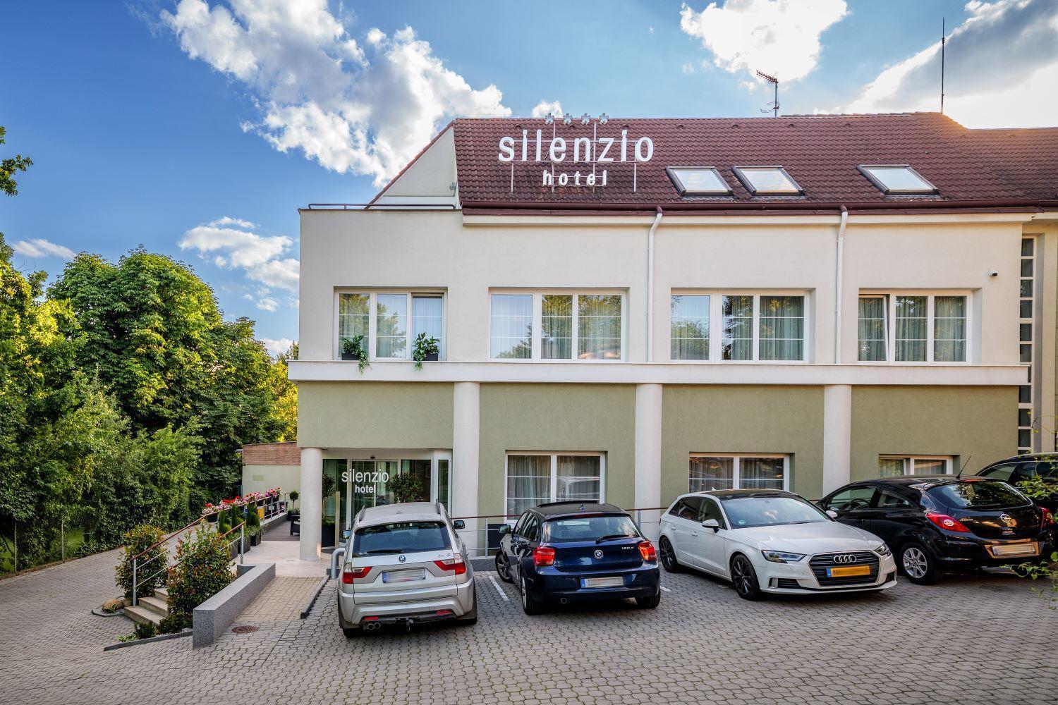 Hotel Silenzio Prague Luaran gambar